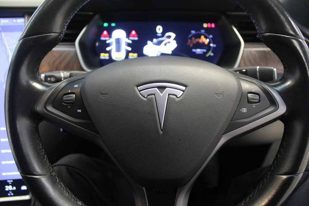 Used Tesla Model S 2018 for sale - 64798440: Photo 39