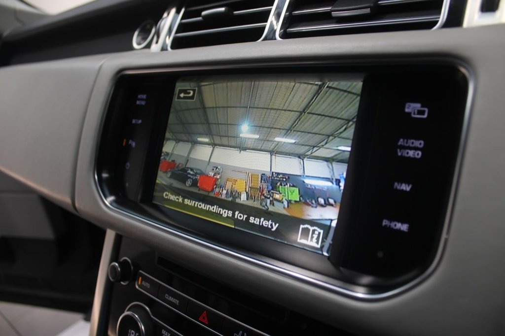 Used Land Rover Range Rover 2015 for sale - 76546686: Photo 35