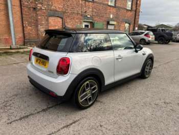 Used MINI Electric Hatch 2021 for sale - 73211284: Photo