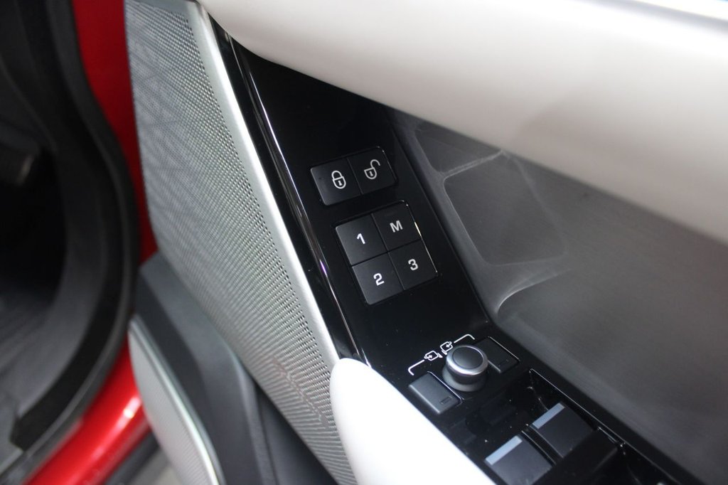 Used Land Rover Range Rover Velar 2020 for sale - 77422554: Photo 37