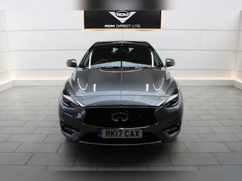 Used Infiniti Q30 2017 for sale - 79493938: Photo