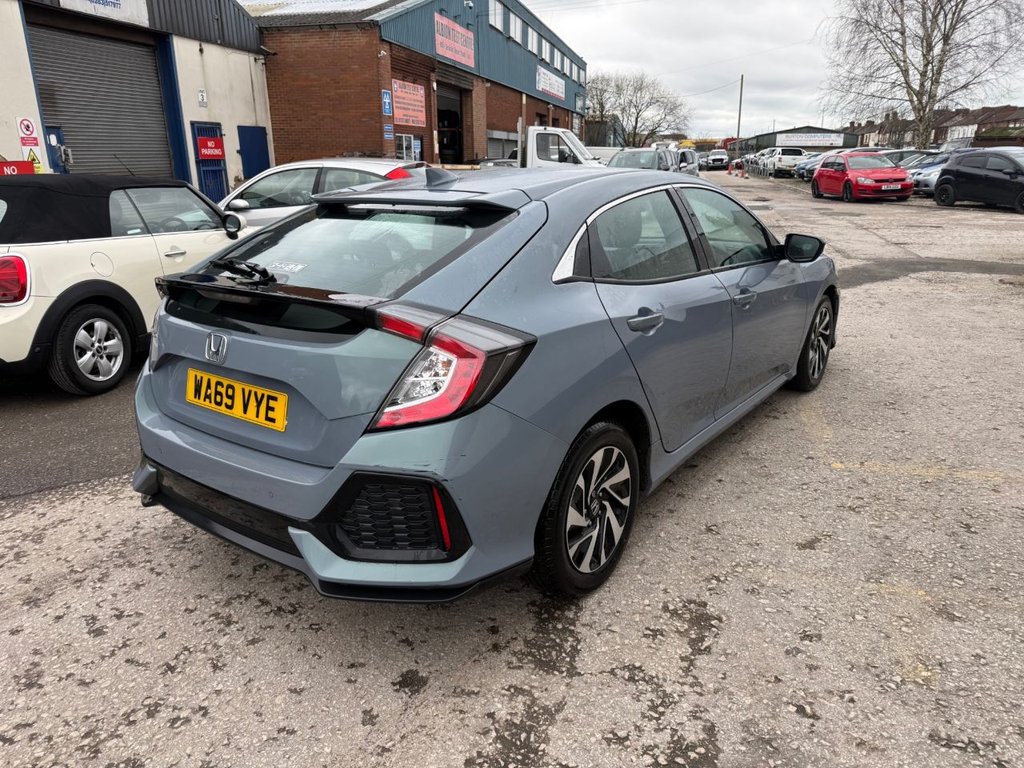 Used Honda Civic 2019 for sale - 77708907: Photo 3