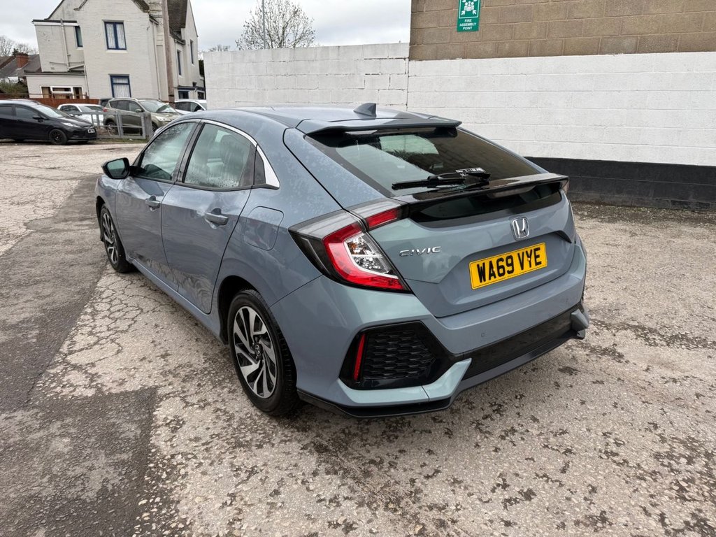 Used Honda Civic 2019 for sale - 77708907: Photo 7