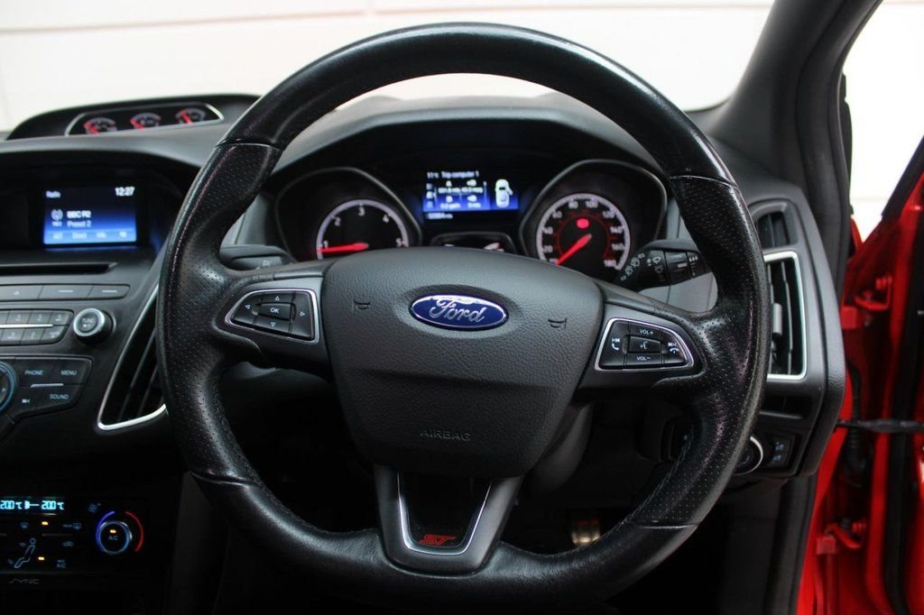 Used Ford Focus 2015 for sale - 77212439: Photo 23