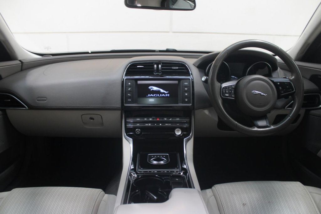 Used Jaguar XE 2016 for sale - 77313146: Photo 35