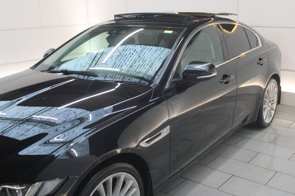 Used Jaguar XE 2016 for sale - 77313146: Photo 5