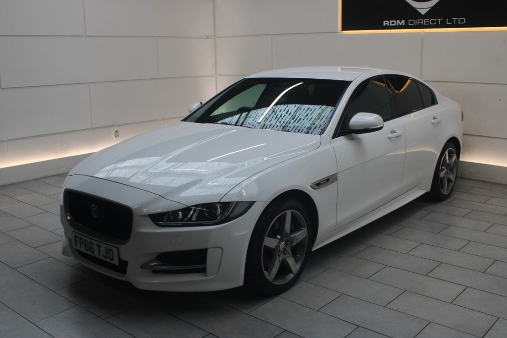 Used Jaguar XE 2016 for sale - 77681061: Photo 3