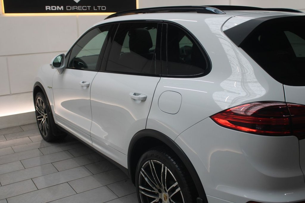 Used Porsche Cayenne 2016 for sale - 77594389: Photo 12