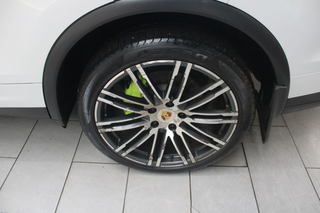 Used Porsche Cayenne 2016 for sale - 77594389: Photo 30