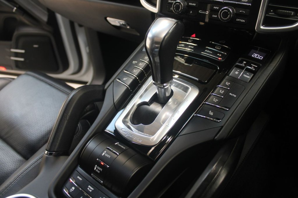 Used Porsche Cayenne 2016 for sale - 77594389: Photo 33