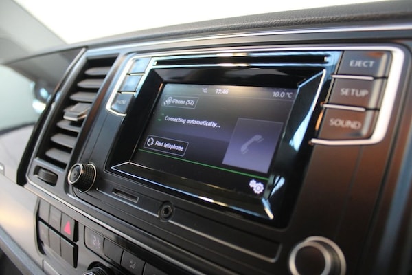 Used Volkswagen Caravelle 2016 for sale - 75585443: Photo 32
