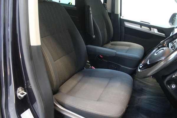 Used Volkswagen Caravelle 2016 for sale - 75585443: Photo 38