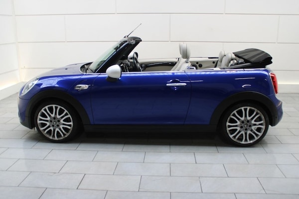 Used MINI Convertible 2018 for sale - 73990522: Photo 11