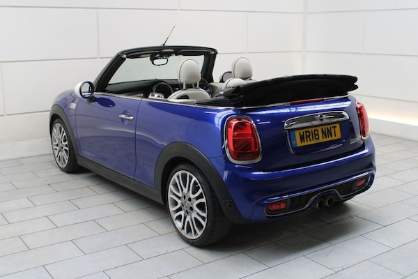 Used MINI Convertible 2018 for sale - 73990522: Photo 19