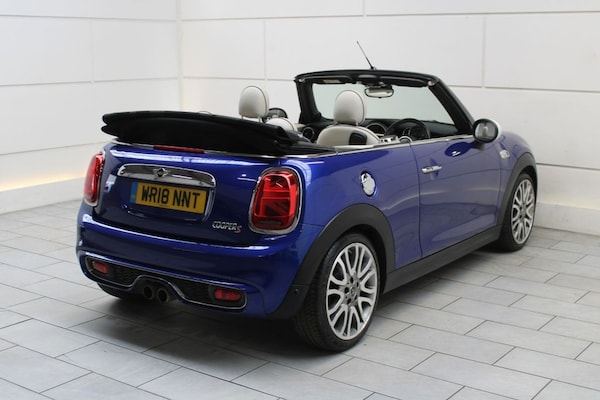 Used MINI Convertible 2018 for sale - 73990522: Photo 24