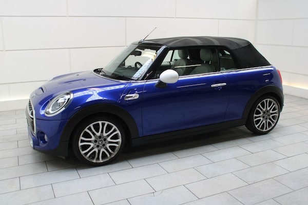 Used MINI Convertible 2018 for sale - 73990522: Photo 9