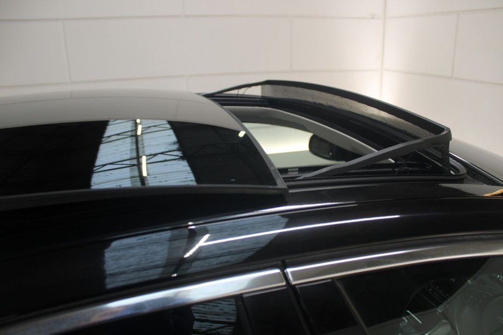 Used Jaguar XE 2016 for sale - 76617644: Photo 23