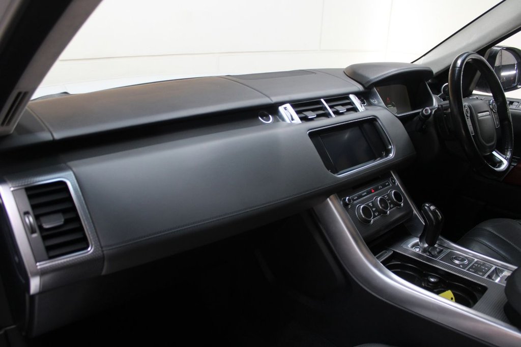 Used Land Rover Range Rover Sport 2016 for sale - 77547549: Photo 38