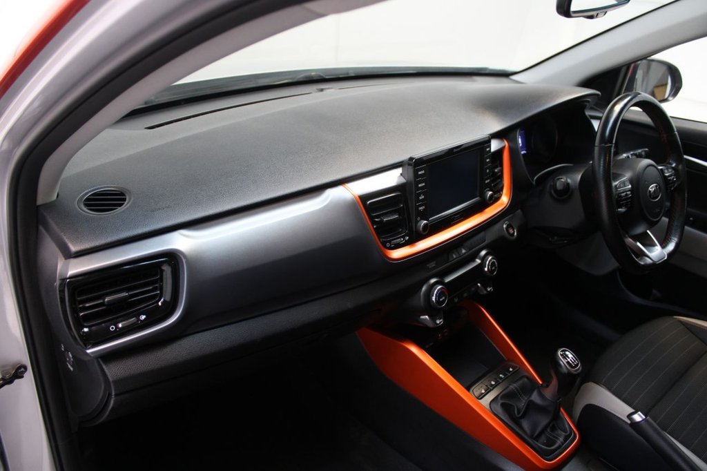 Used Kia Stonic 2018 for sale - 76163214: Photo 35