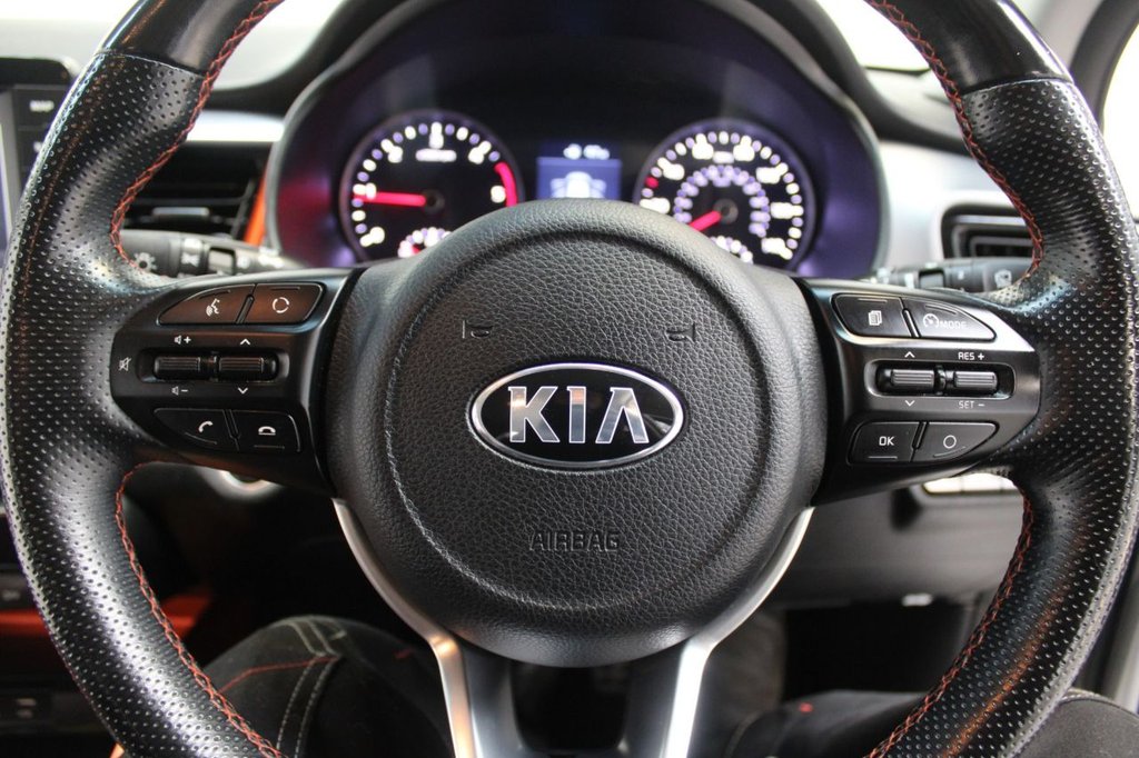 Used Kia Stonic 2018 for sale - 76163214: Photo 38