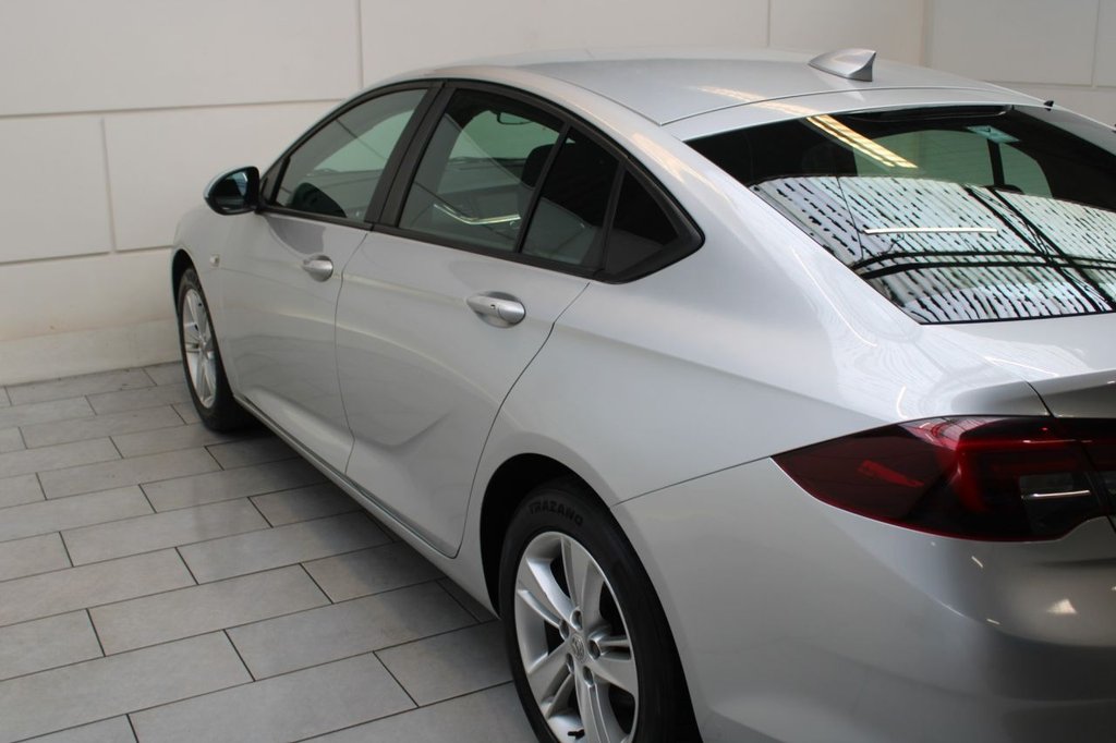 Used Vauxhall Insignia 2017 for sale - 77355898: Photo 13