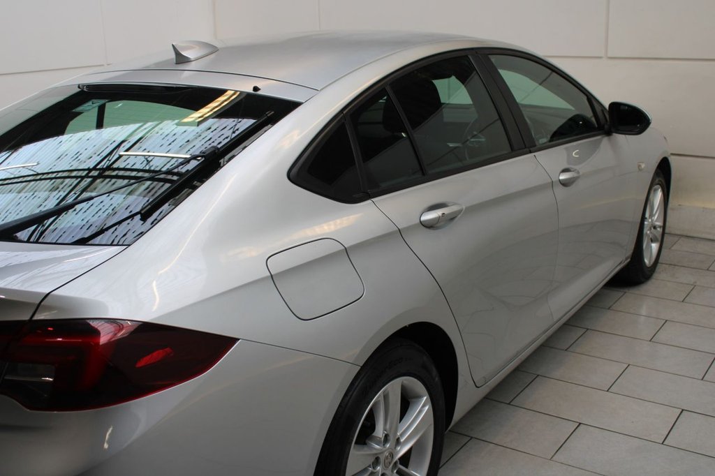 Used Vauxhall Insignia 2017 for sale - 77355898: Photo 19