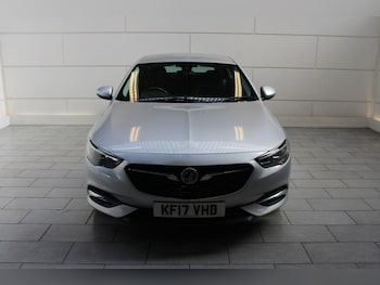 Used Vauxhall Insignia 2017 for sale - 77355898: Photo