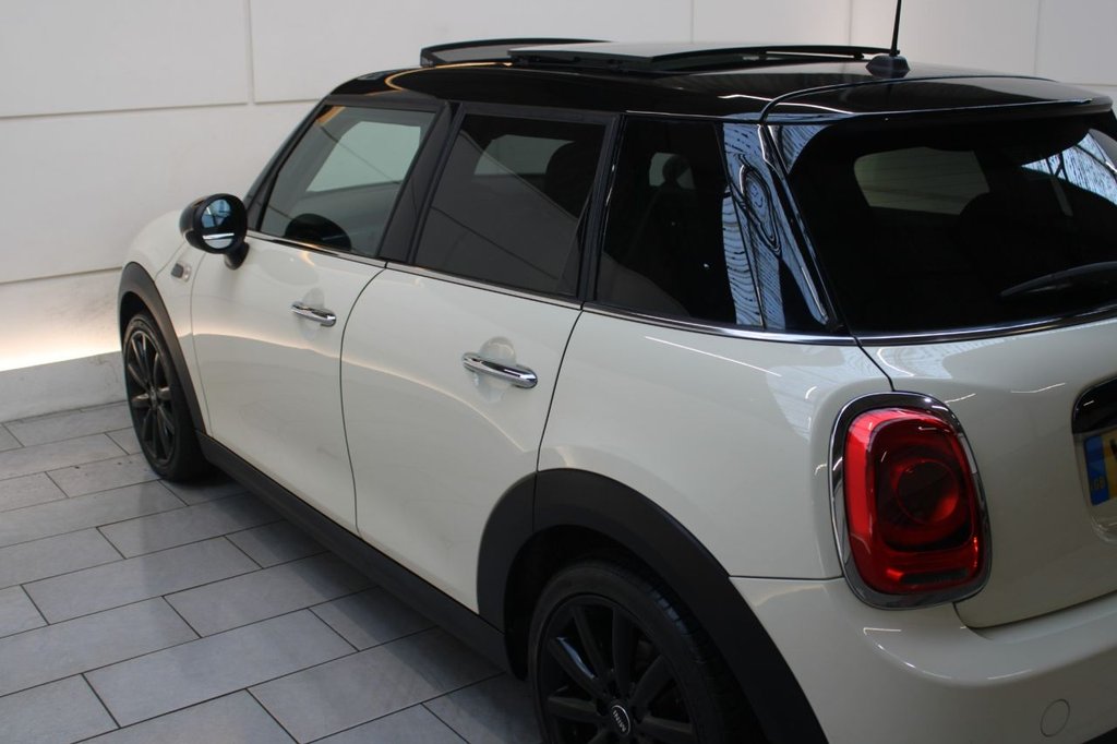 Used MINI Hatch 2018 for sale - 78074147: Photo 12