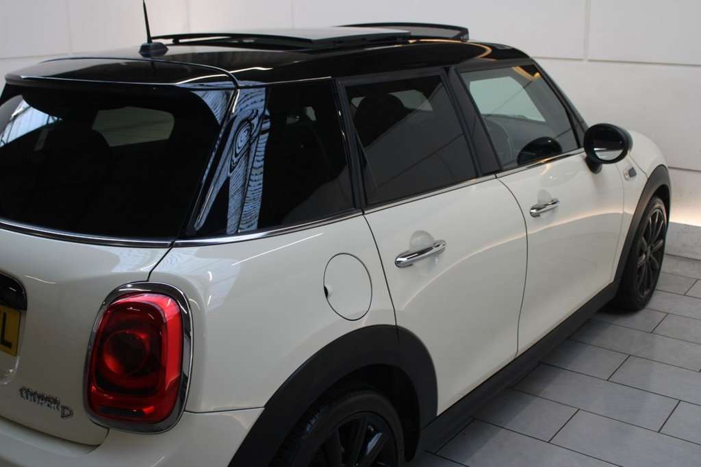 Used MINI Hatch 2018 for sale - 78074147: Photo 20