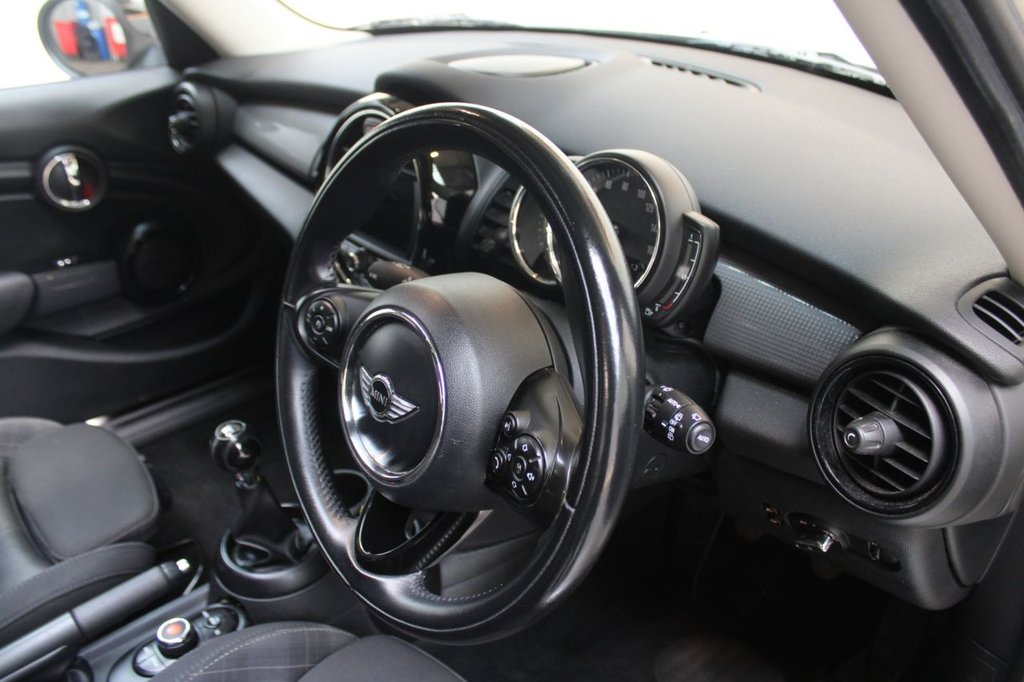 Used MINI Hatch 2018 for sale - 78074147: Photo 36