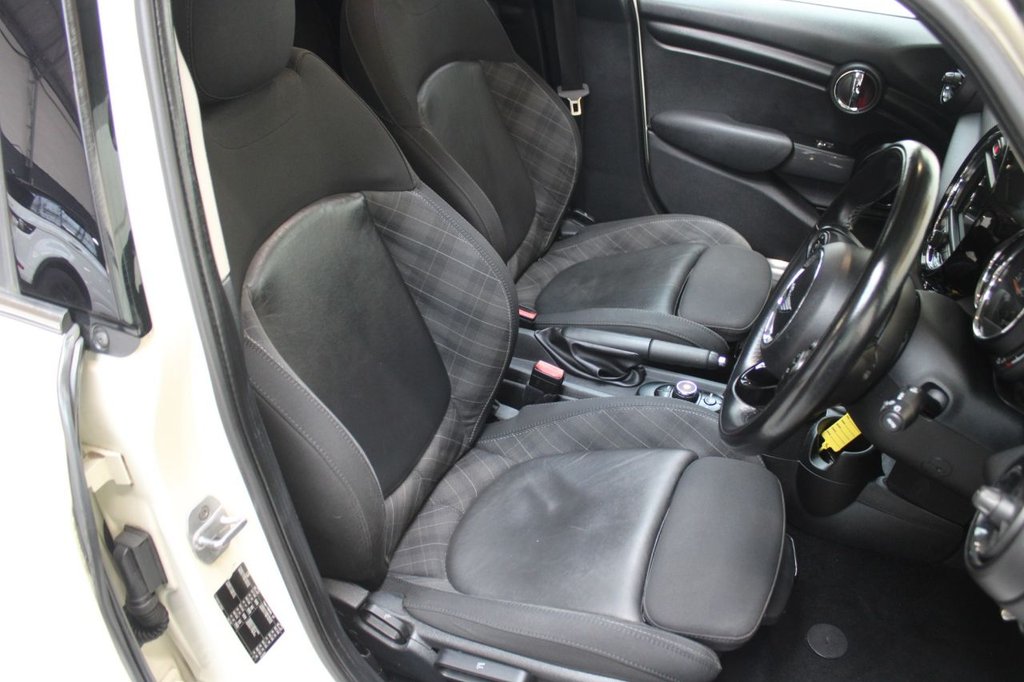 Used MINI Hatch 2018 for sale - 78074147: Photo 38