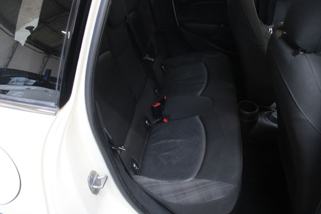 Used MINI Hatch 2018 for sale - 78074147: Photo 40