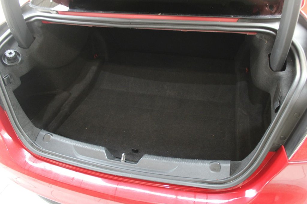 Used Jaguar XE 2015 for sale - 76147648: Photo 17