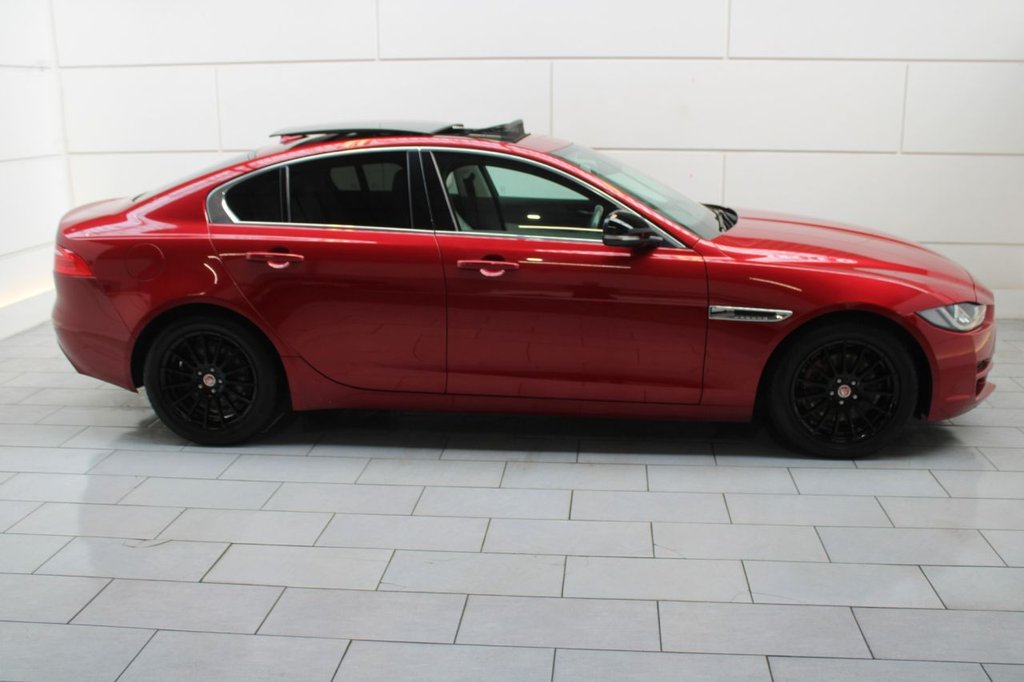 Used Jaguar XE 2015 for sale - 76147648: Photo 25