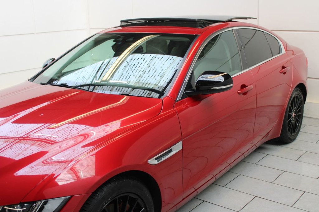 Used Jaguar XE 2015 for sale - 76147648: Photo 5
