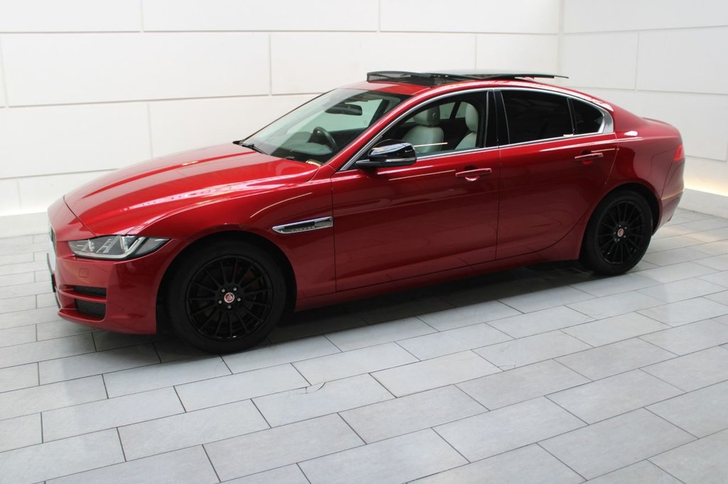Used Jaguar XE 2015 for sale - 76147648: Photo 7
