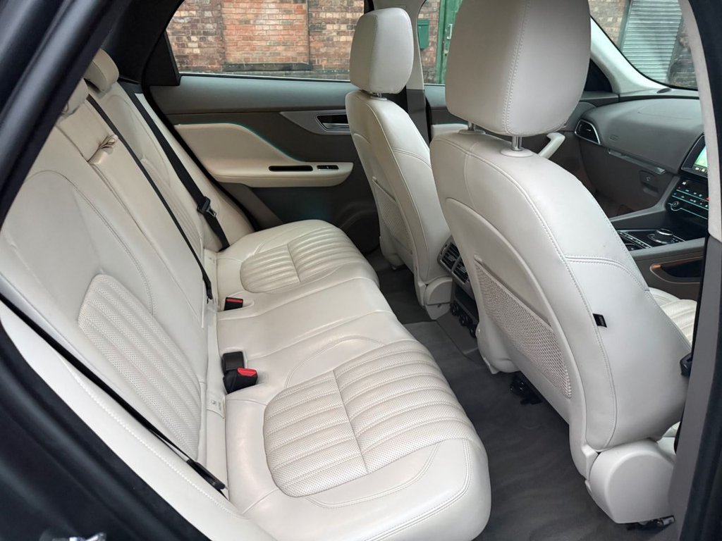 Used Jaguar F-Pace 2018 for sale - 77056357: Photo 17