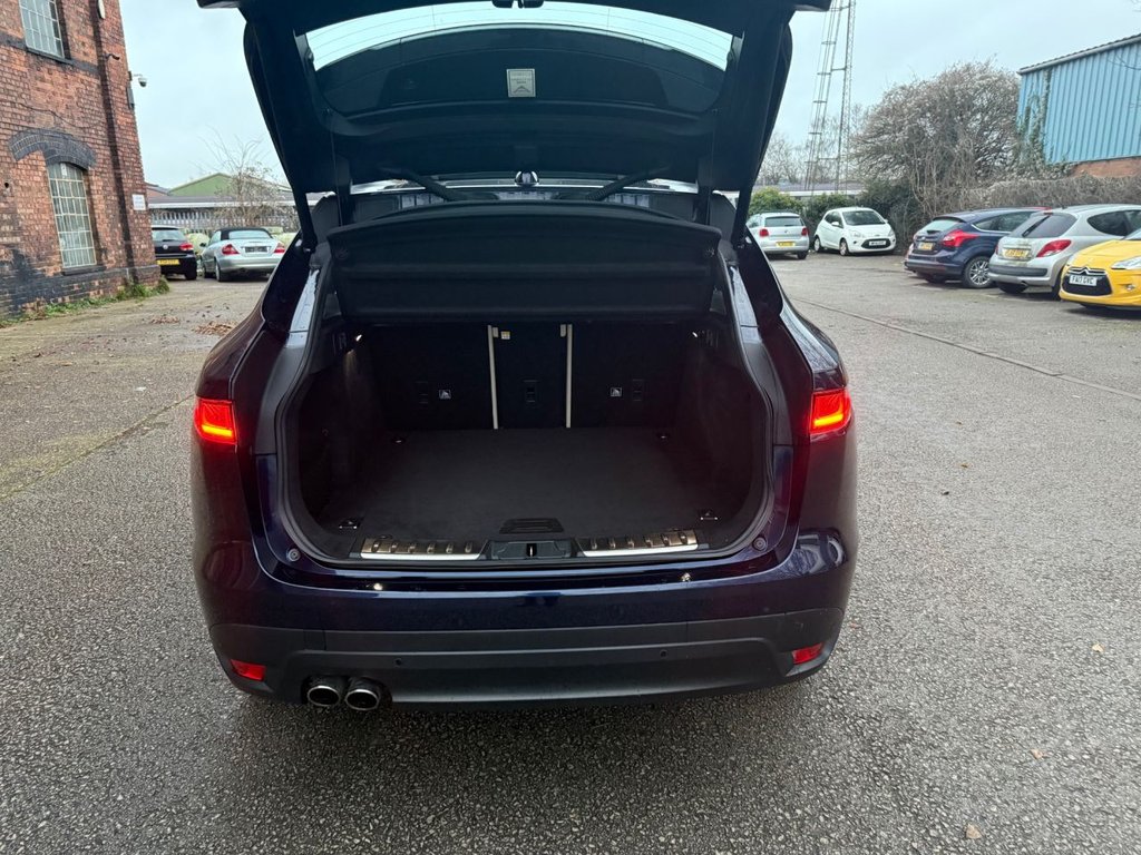 Used Jaguar F-Pace 2018 for sale - 77056357: Photo 5