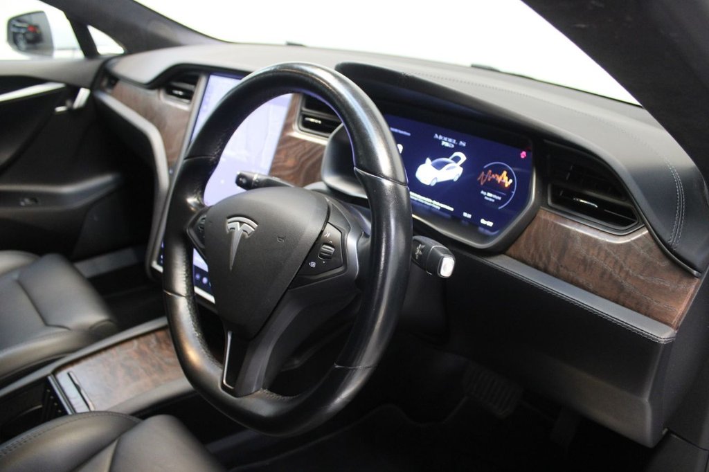 Used Tesla Model S 2018 for sale - 78162957: Photo 38