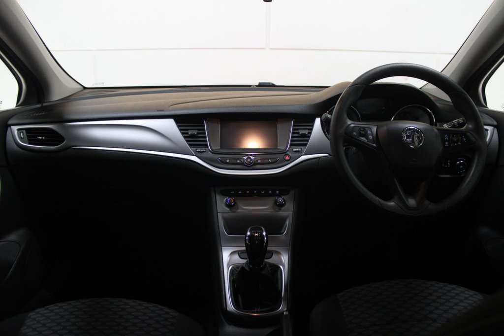 Used Vauxhall Astra 2017 for sale - 76547140: Photo 33