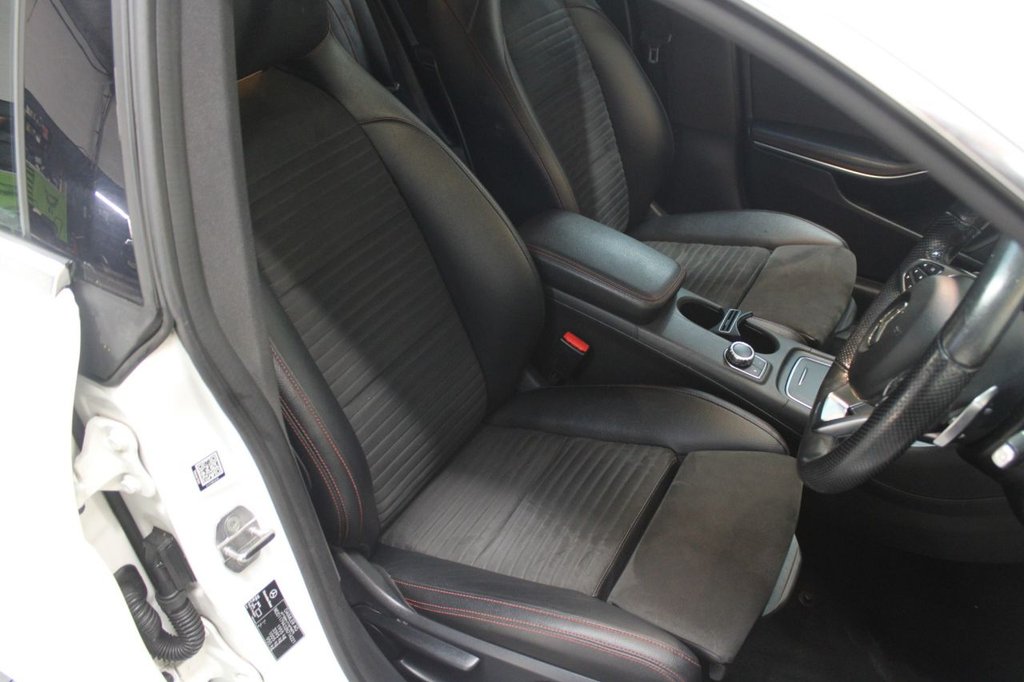 Used Mercedes-Benz CLA 2018 for sale - 76986220: Photo 38