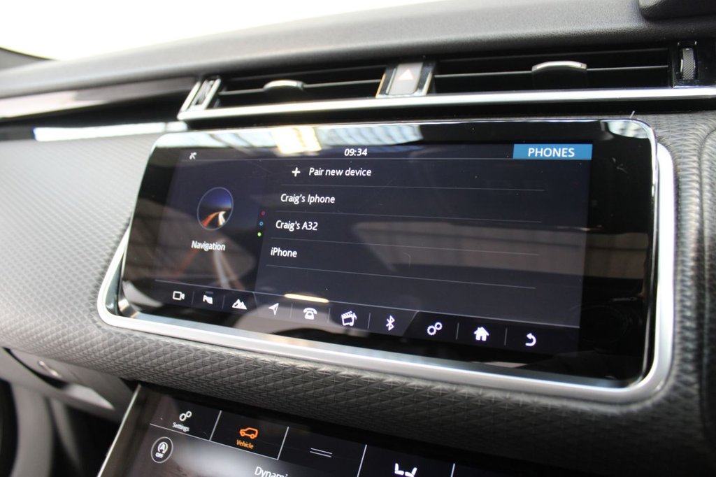 Used Land Rover Range Rover Velar 2018 for sale - 76279737: Photo 32