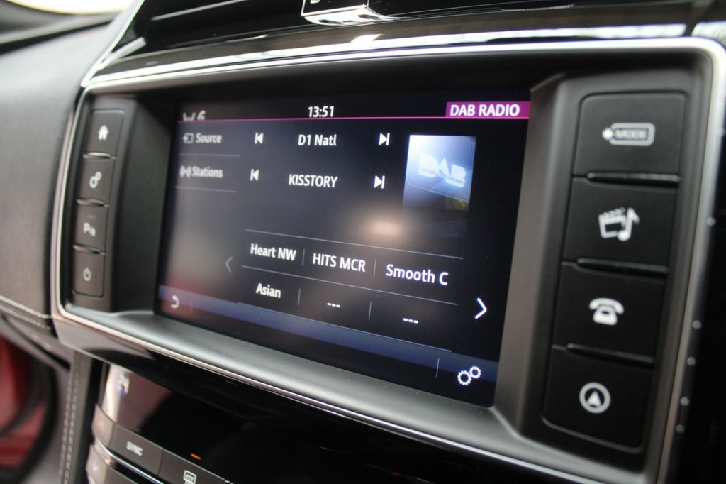 Used Jaguar F-Pace 2018 for sale - 78162952: Photo 31