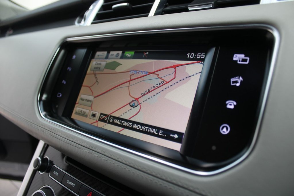 Used Land Rover Range Rover Sport 2016 for sale - 76962399: Photo 31