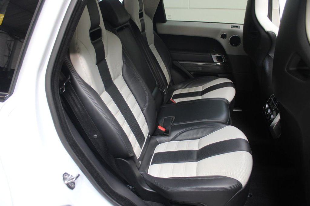 Used Land Rover Range Rover Sport 2016 for sale - 76962399: Photo 44