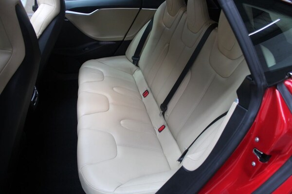 Used Tesla Model S 2016 for sale - 64690052: Photo 46