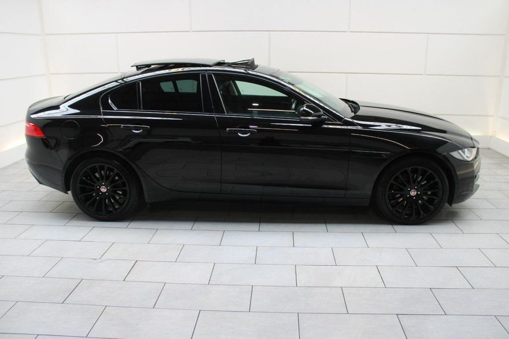 Used Jaguar XE 2017 for sale - 77463465: Photo 24