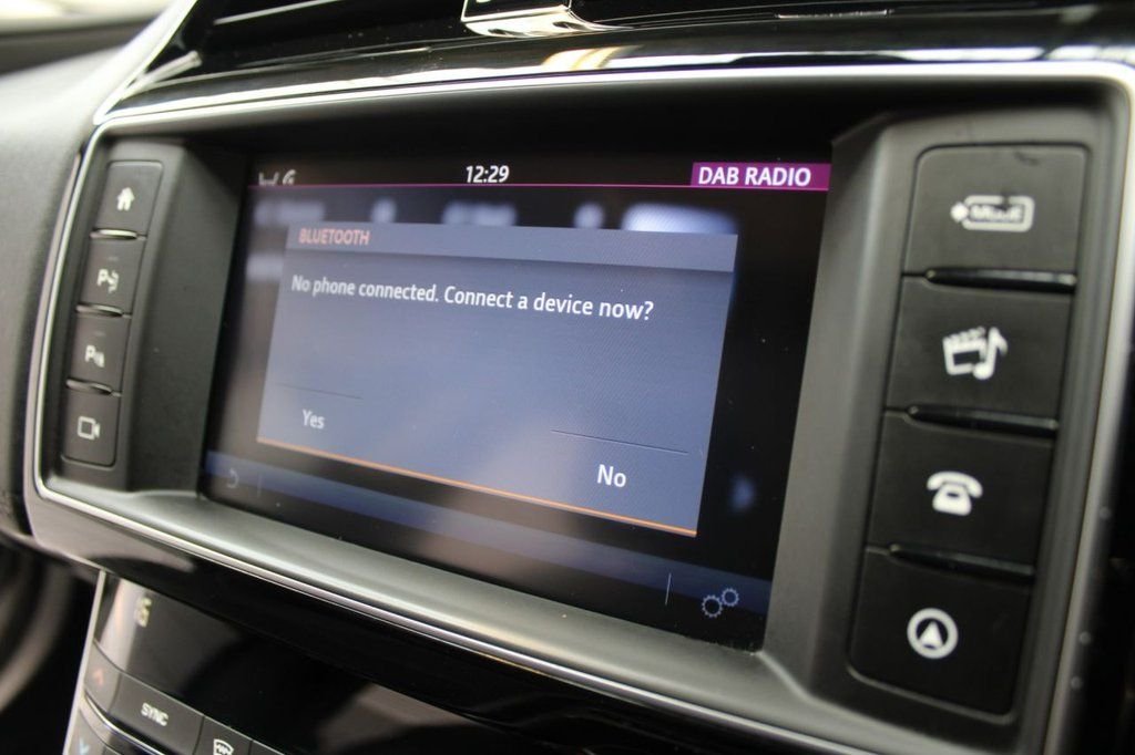 Used Jaguar XE 2017 for sale - 77463465: Photo 32