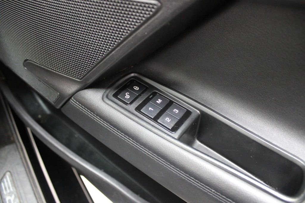 Used Jaguar XE 2017 for sale - 77463465: Photo 36