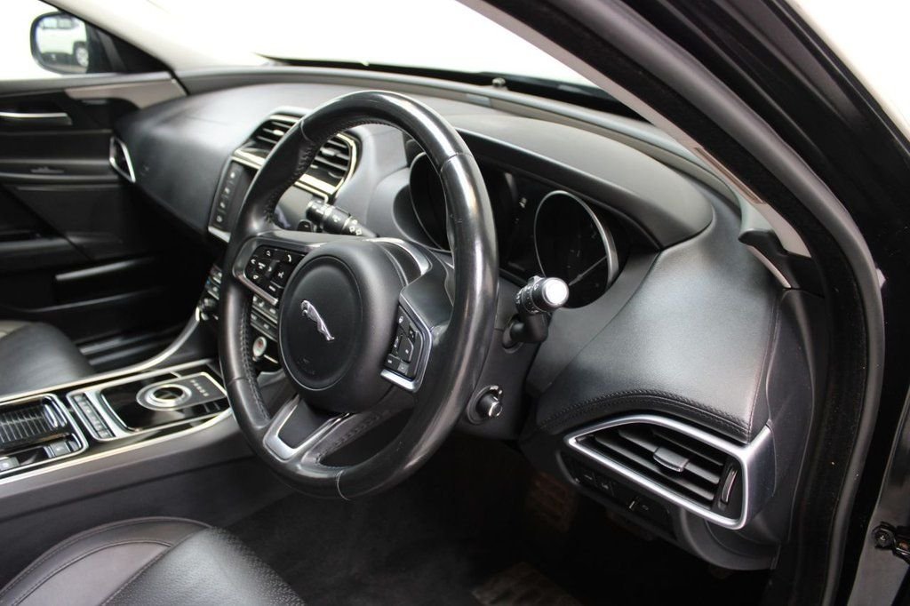 Used Jaguar XE 2017 for sale - 77463465: Photo 39